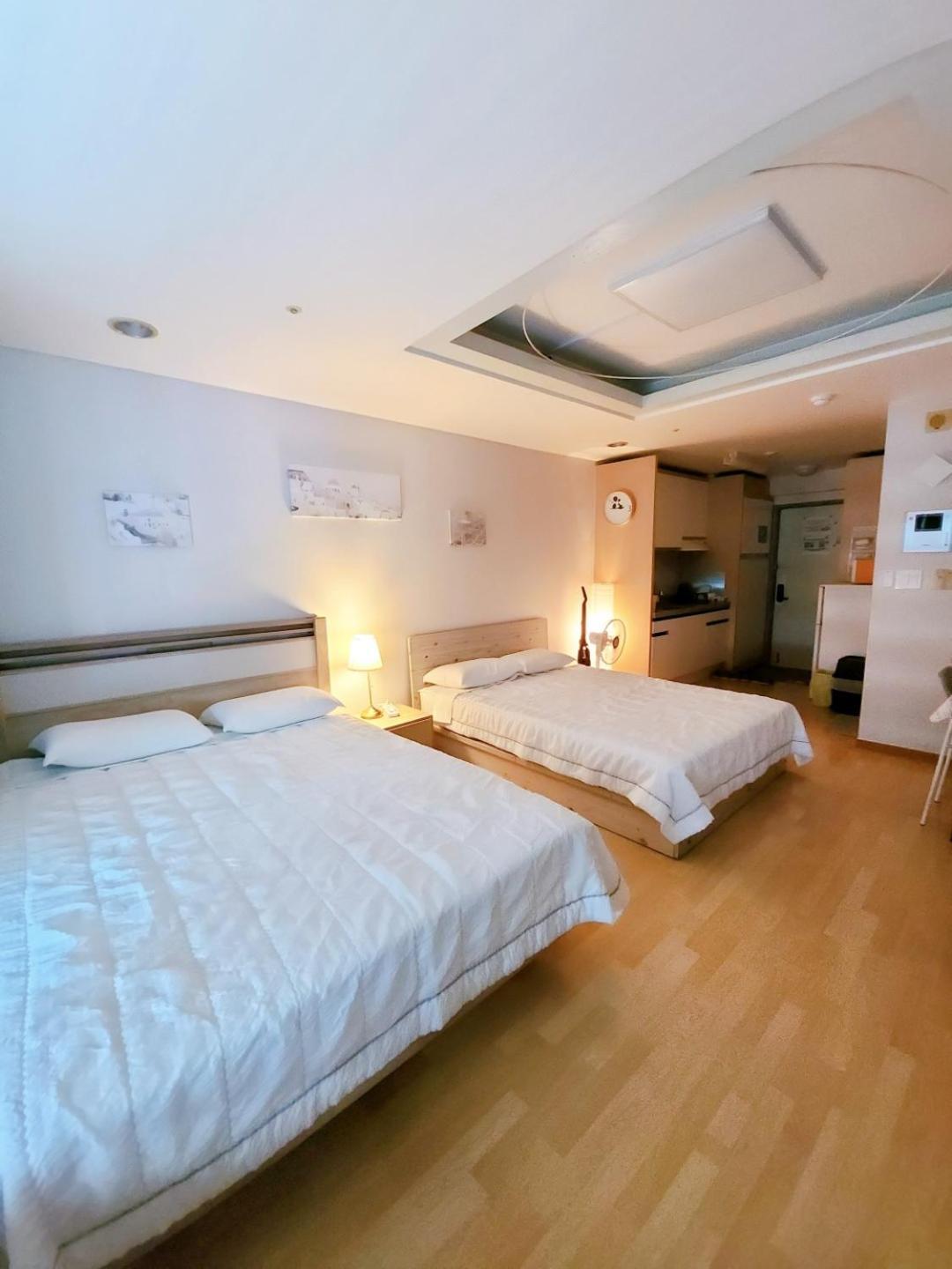 Hongdae Residence-2 1Min From Hongik Uni Station Exit #1 Seoul Eksteriør billede