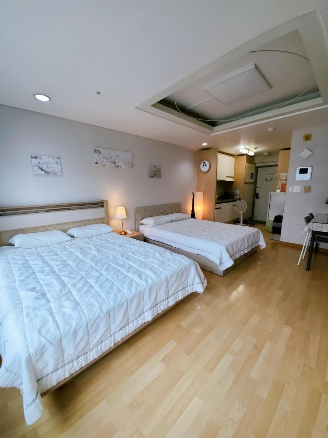 Hongdae Residence-2 1Min From Hongik Uni Station Exit #1 Seoul Eksteriør billede